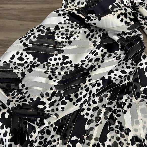 ESCADA SILK BUTTON DOWN TOP SIZE 4 - Picture 15 of 15